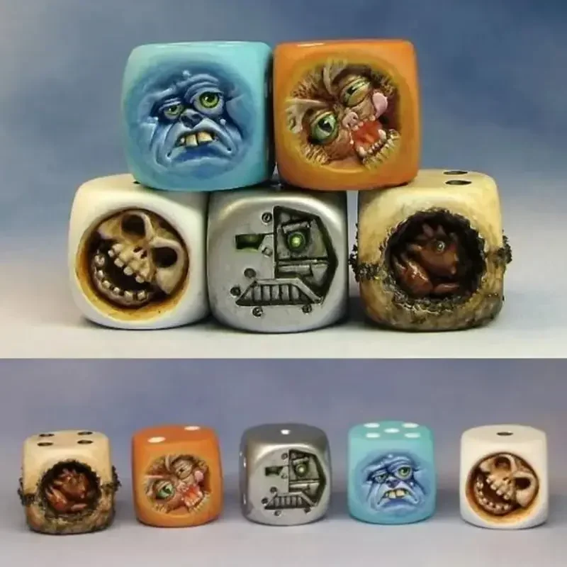 Board Game Monster - Reçine Canavar Yüz Zar Seti Cadılar